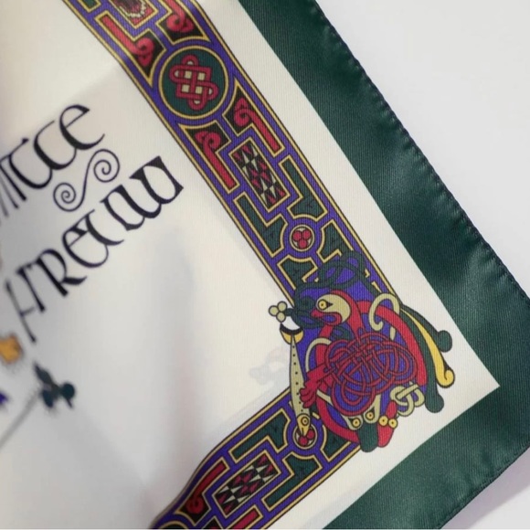 NWT Book of Kells inspired Scarf from Dublin. Beautiful colors. - Picture 3 of 9